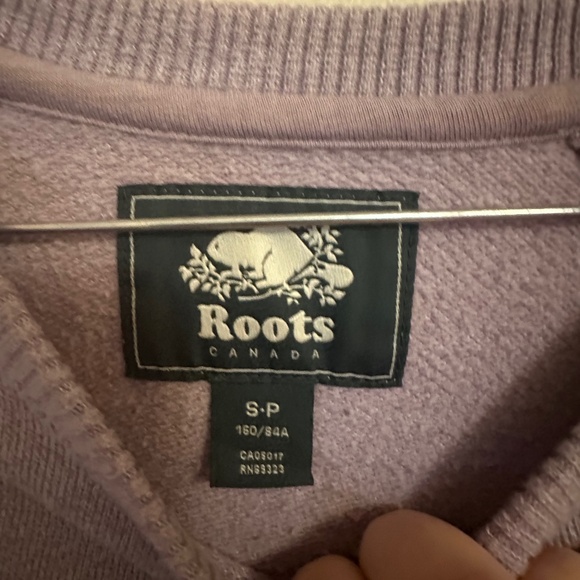 Roots Size Small Purple Sweatshirt - Picture 2 of 3